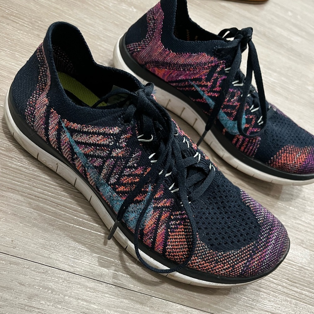 Womens Nike Flyknit
